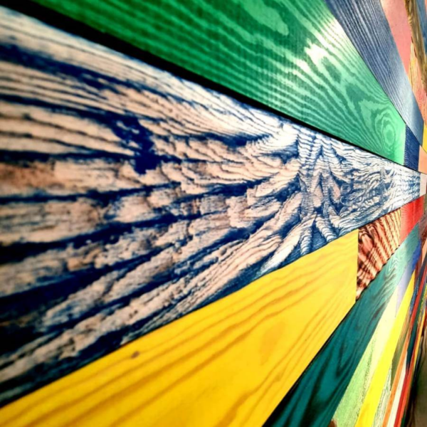 Dažādu veidu un toņu iekšējās apdares un dekora dēļi_1