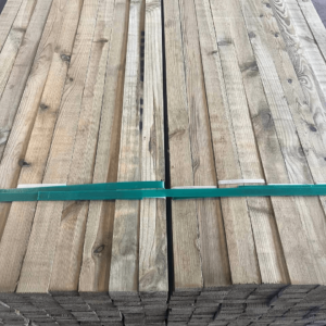 Ēvelētas latas , impregnēti zaļi