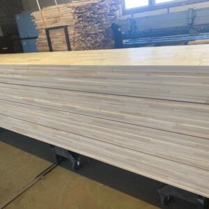 Līmētas bezzaru līstes